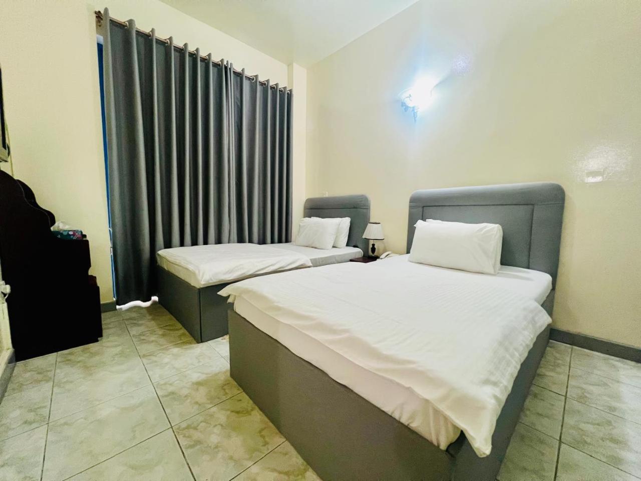 Sky Hotel Apartments Дубай Екстер'єр фото