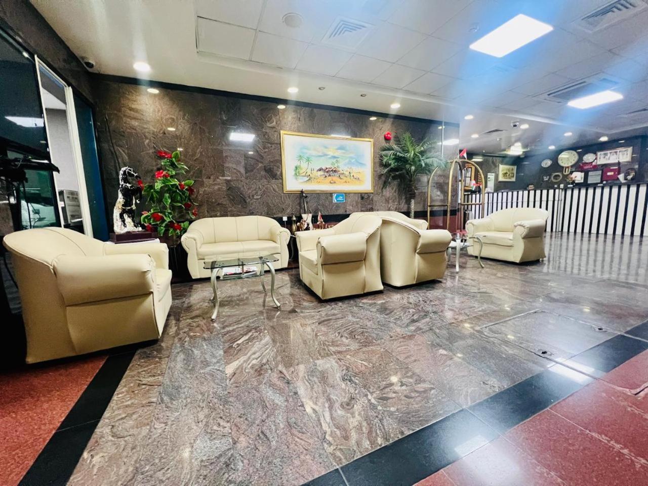Sky Hotel Apartments Дубай Екстер'єр фото