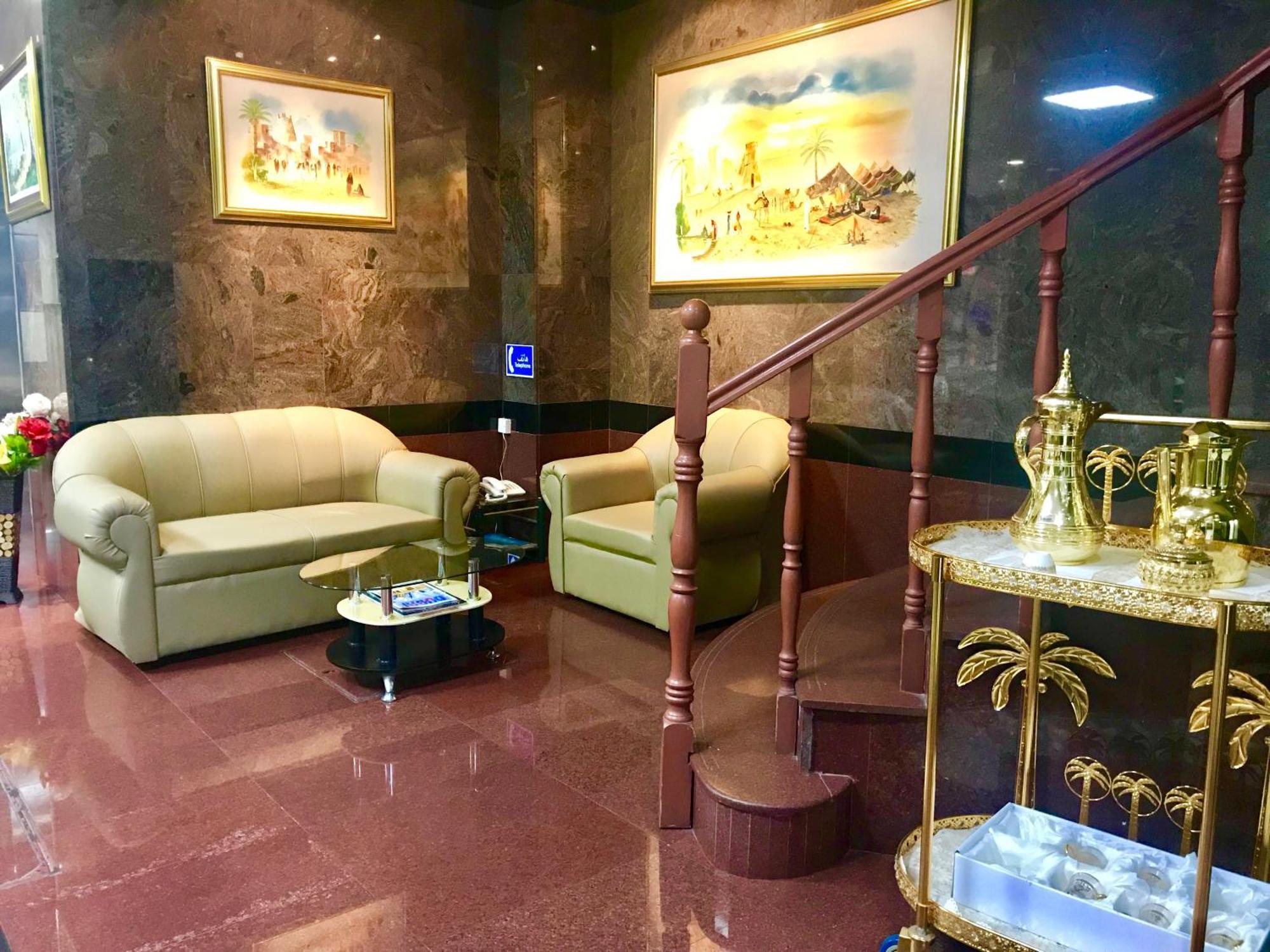 Sky Hotel Apartments Дубай Екстер'єр фото